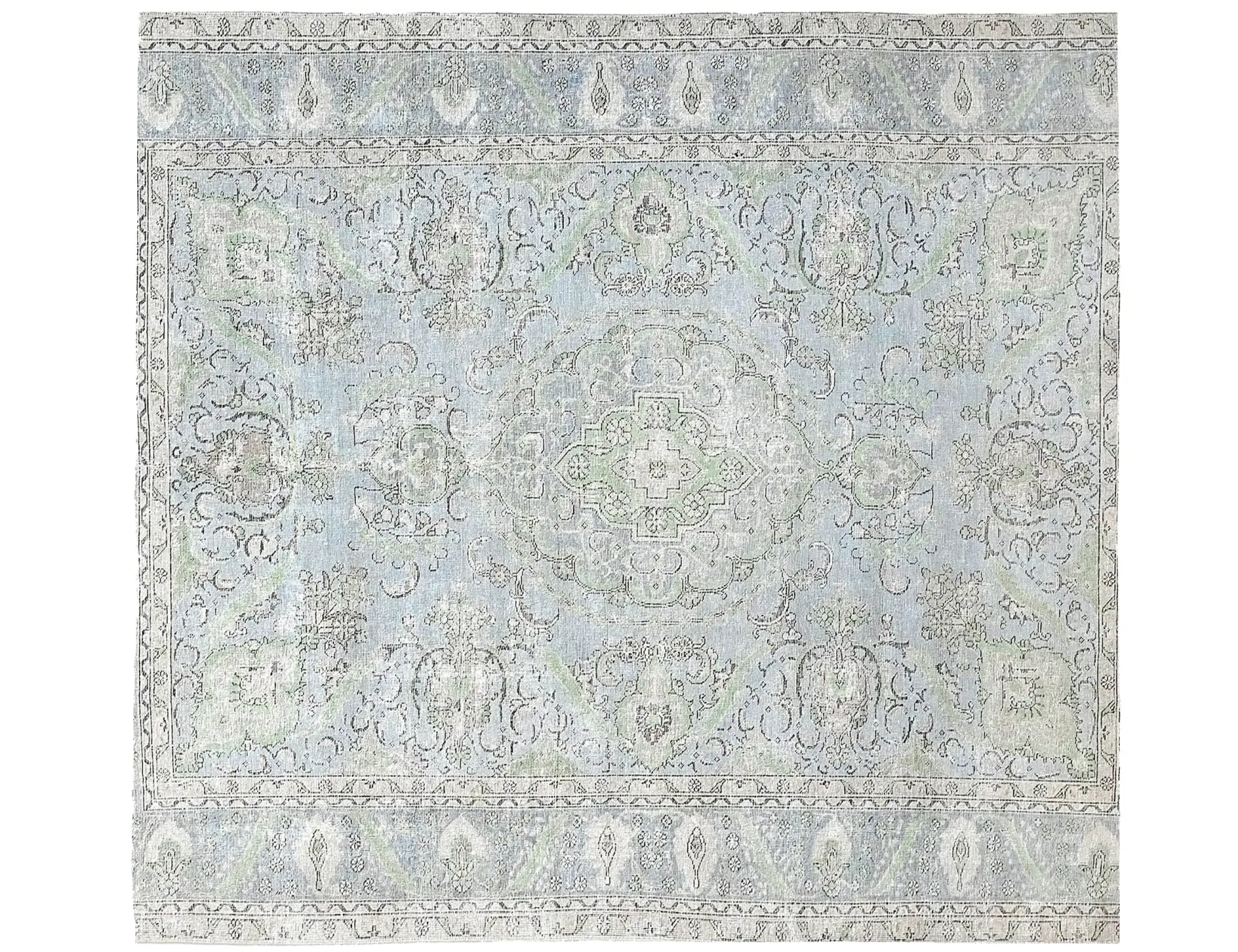 Persian Vintage    <br/>220 x 220 cm