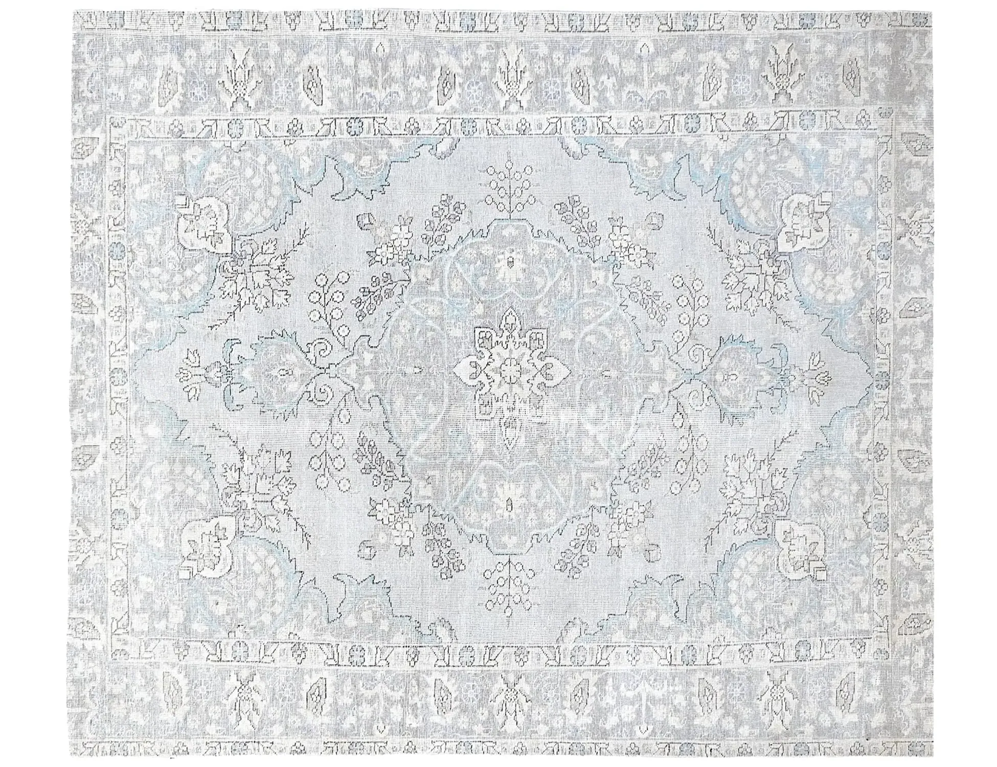 Persian Vintage    <br/>250 x 201 cm