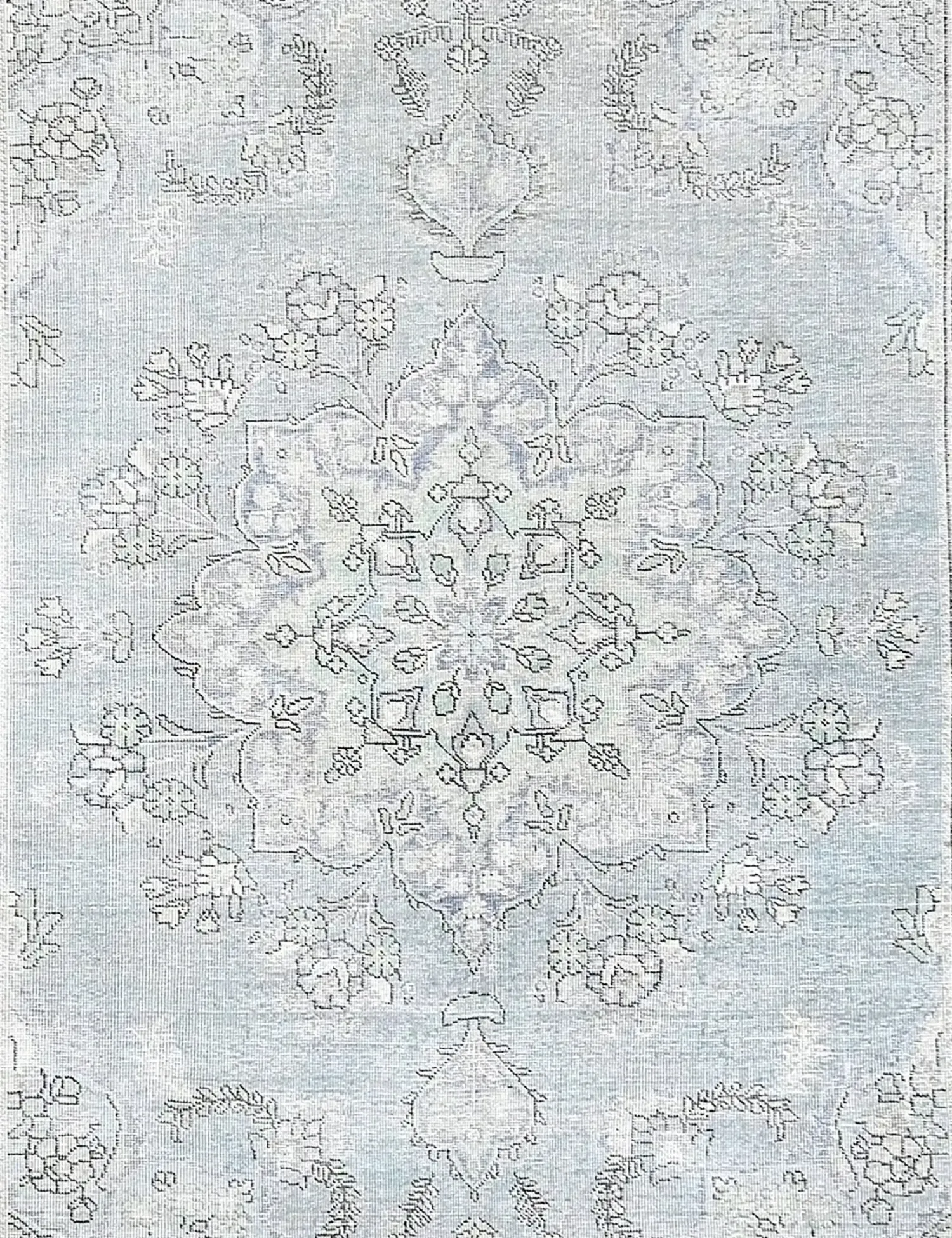 Persian Vintage    <br/>250 x 204 cm