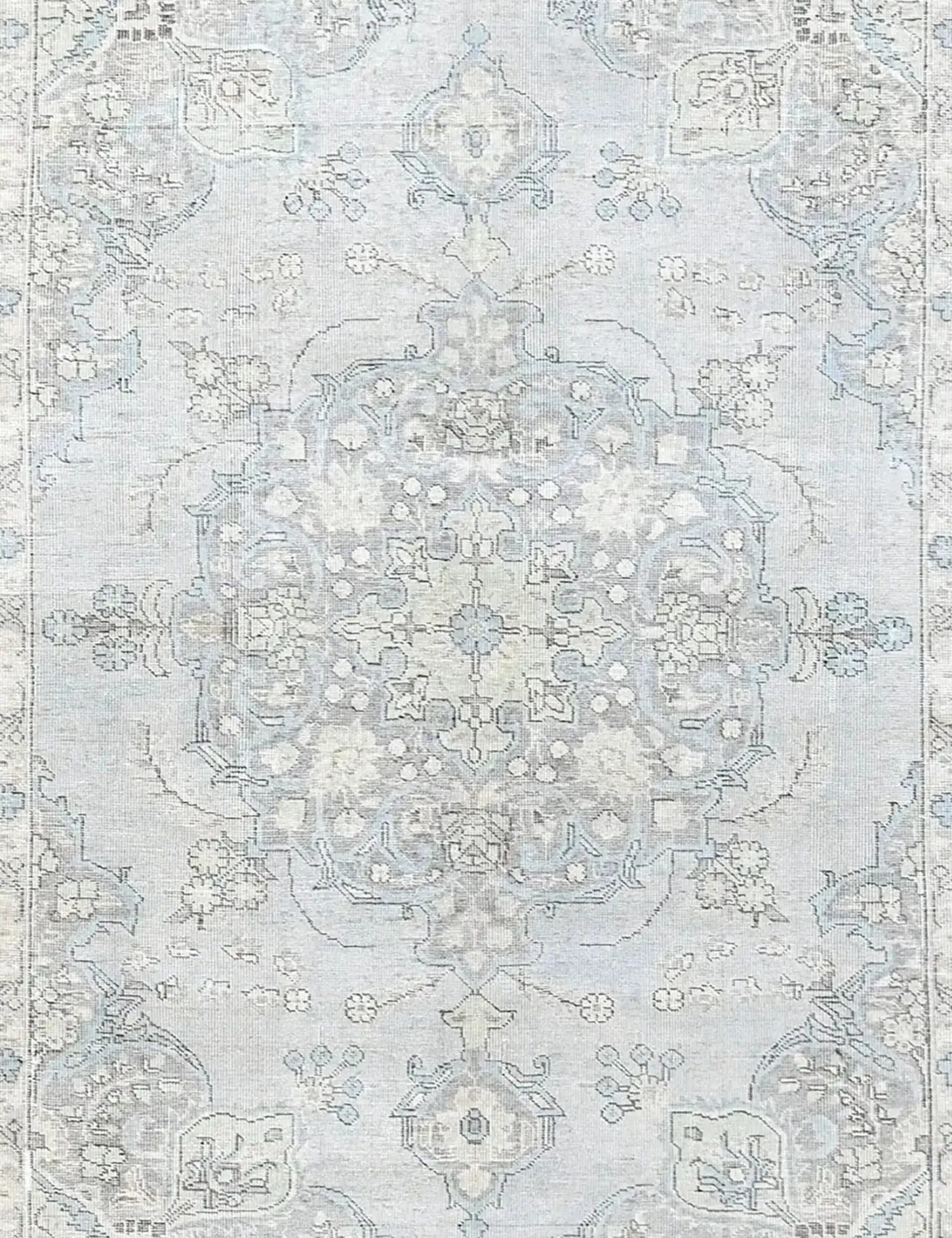 Persian Vintage    <br/>203 x 203 cm
