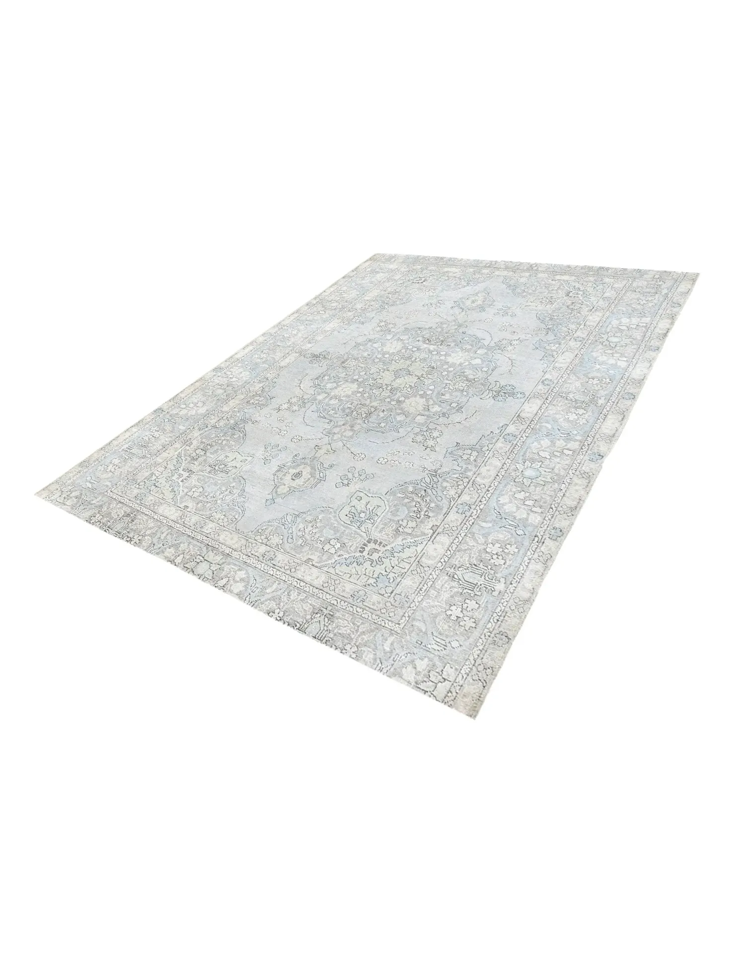 Persian Vintage    <br/>250 x 203 cm