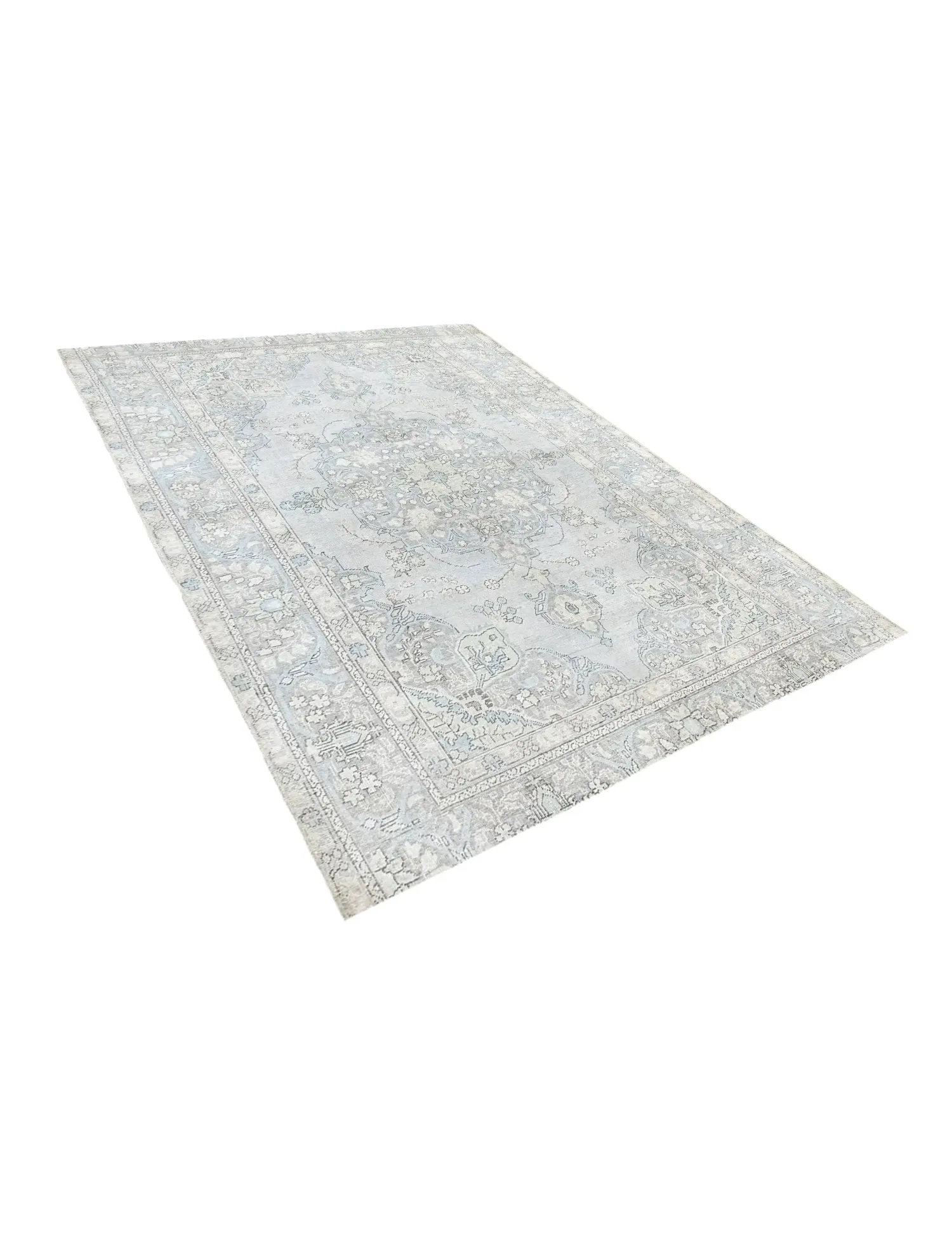 Persian Vintage    <br/>250 x 203 cm