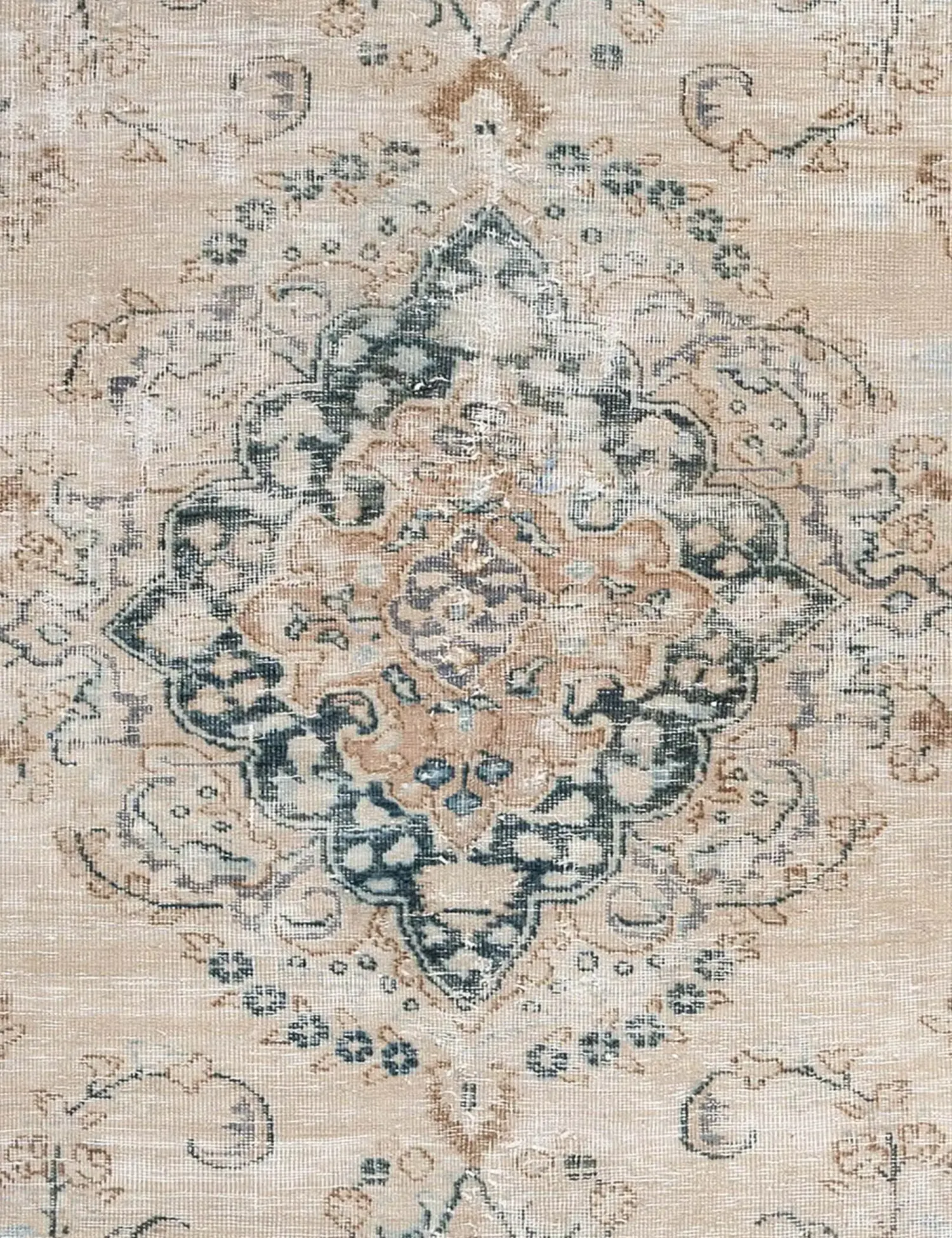 Persian Vintage    <br/>123 x 123 cm