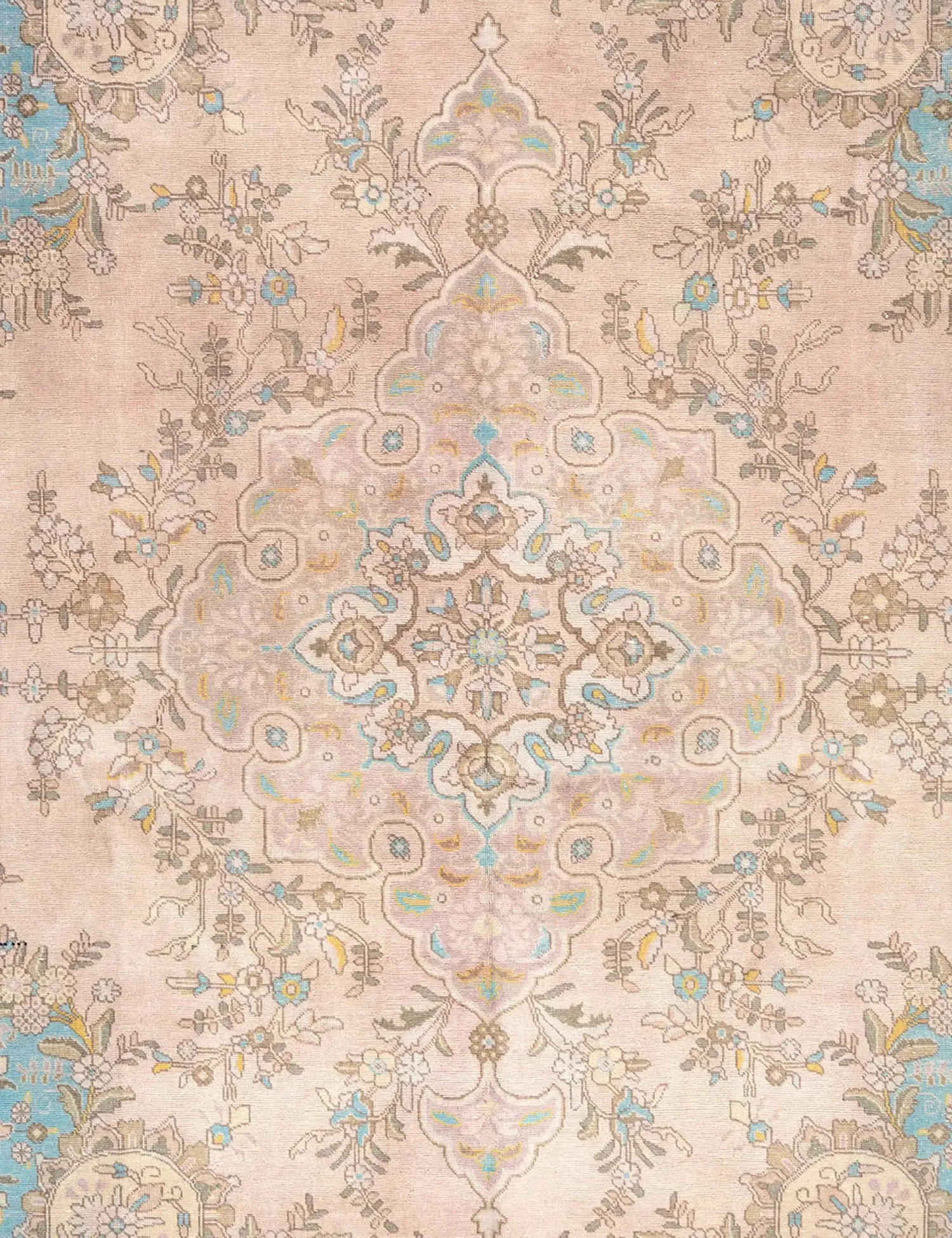 Persian Vintage    <br/>320 x 274 cm