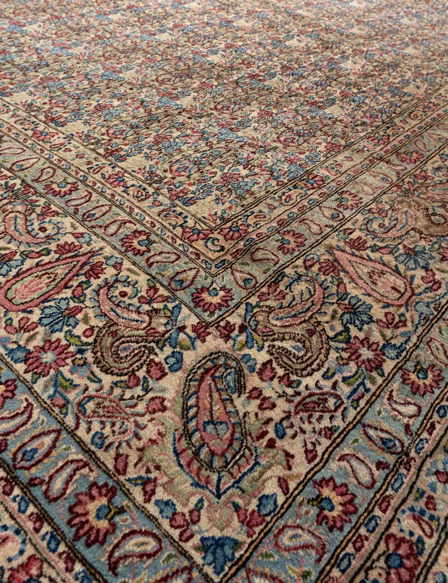 Kerman Patina  <br/>389 x 290 cm