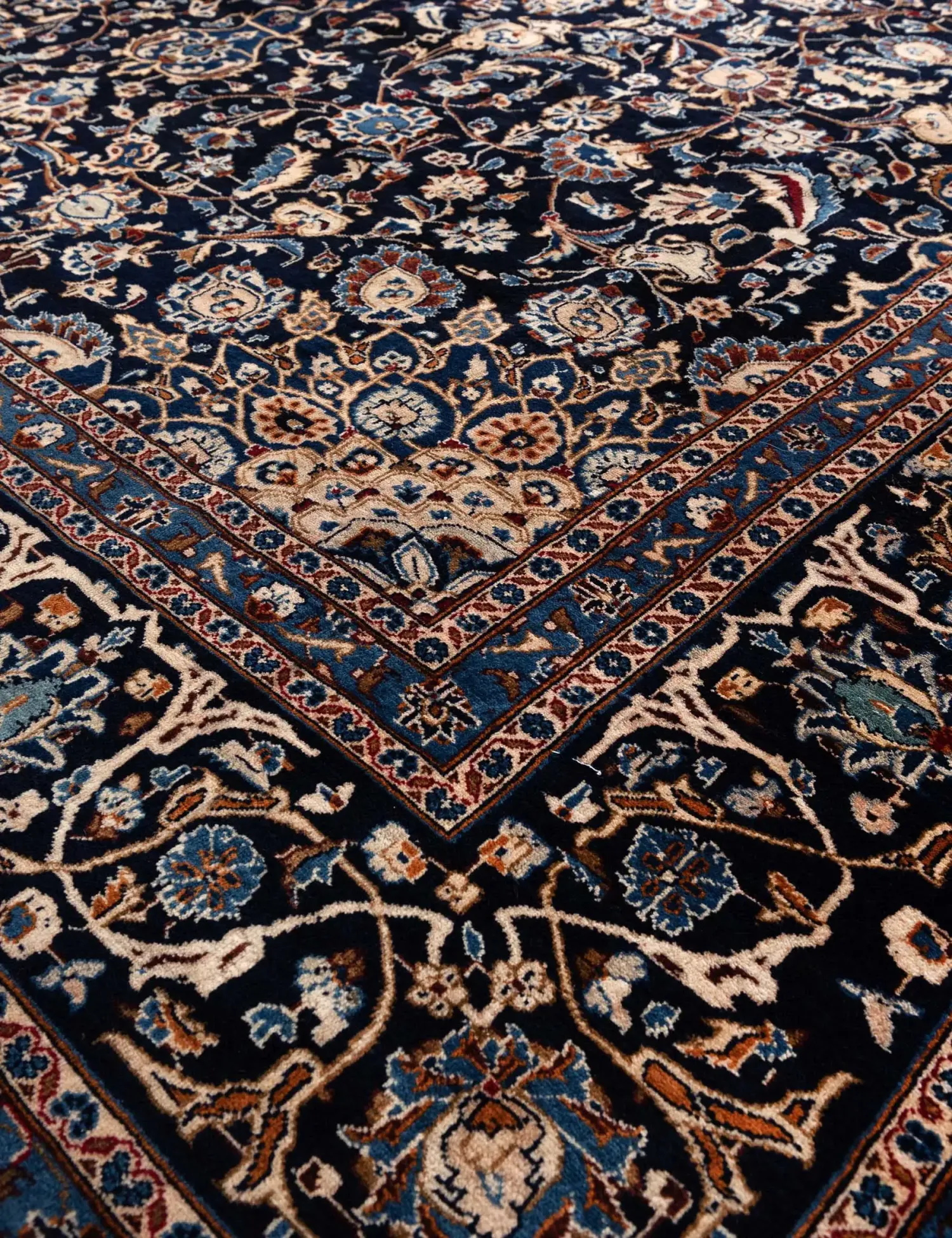 Kashmar Patina  <br/>372 x 286 cm