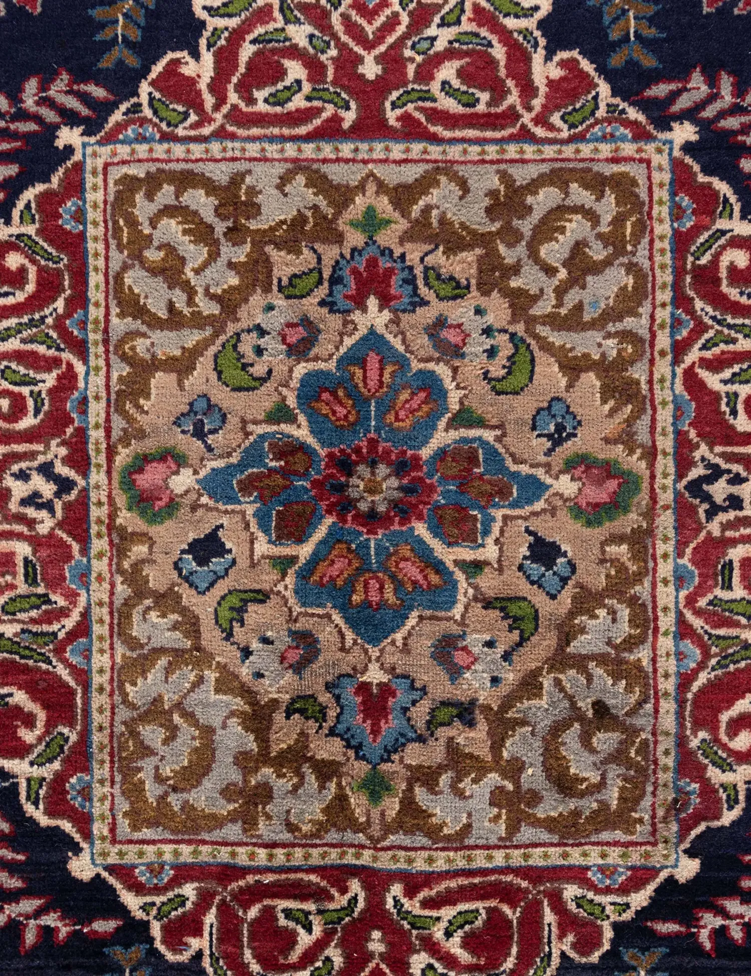 Khorasan Patina  <br/>283 x 243 cm