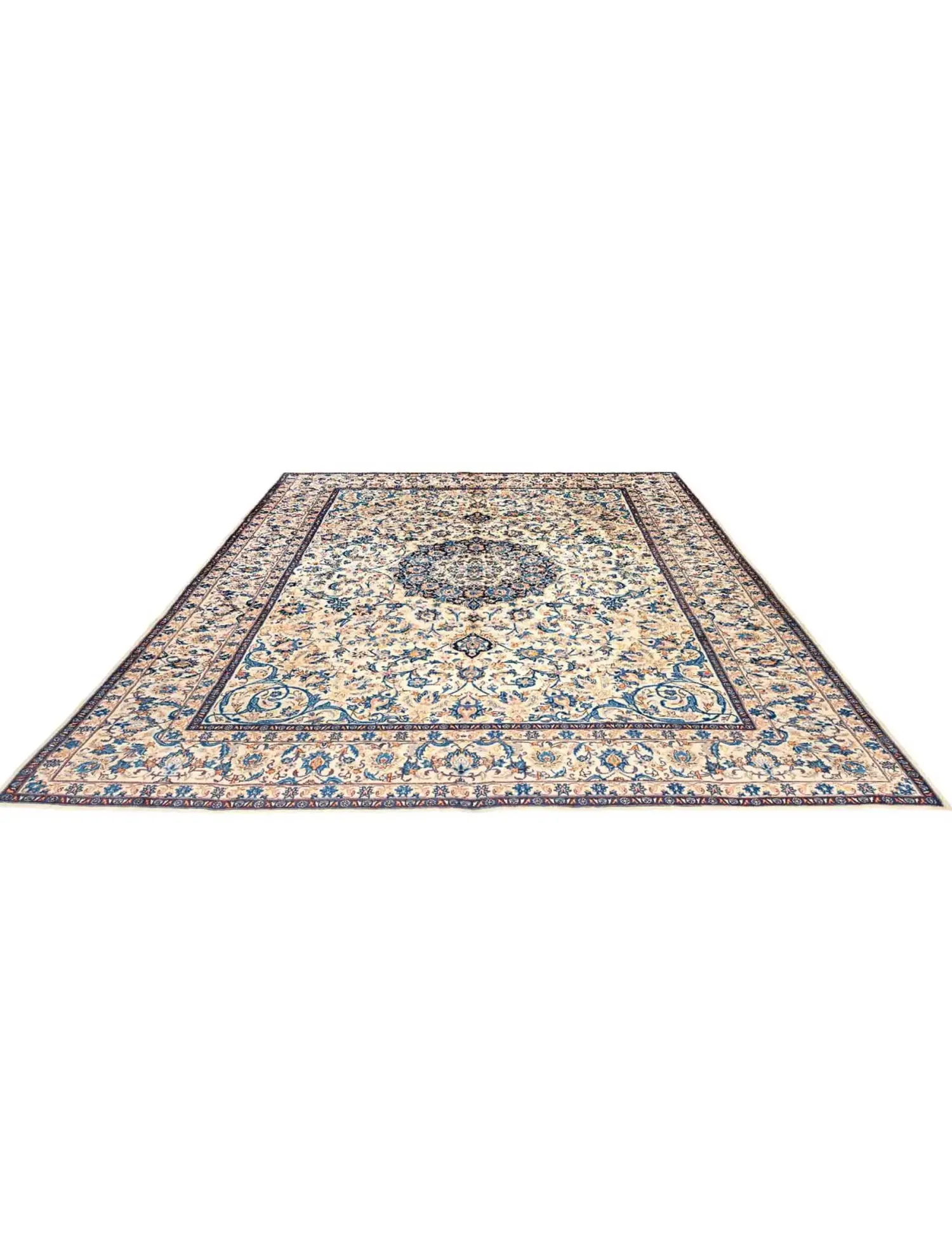 Kashmar Patina  <br/>385 x 298 cm