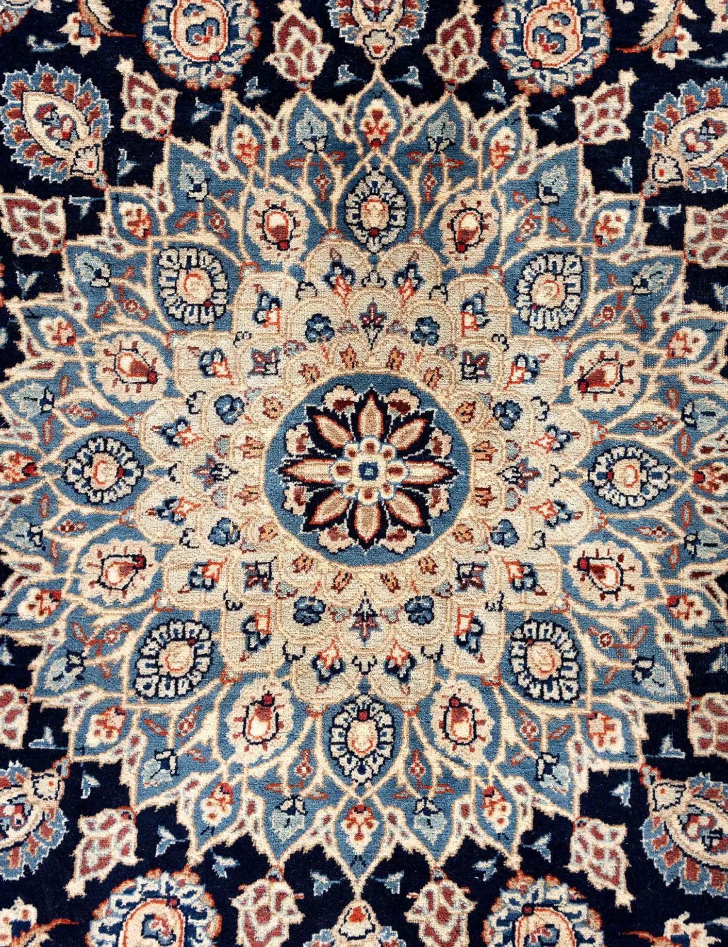 Kashmar Patina  <br/>382 x 298 cm
