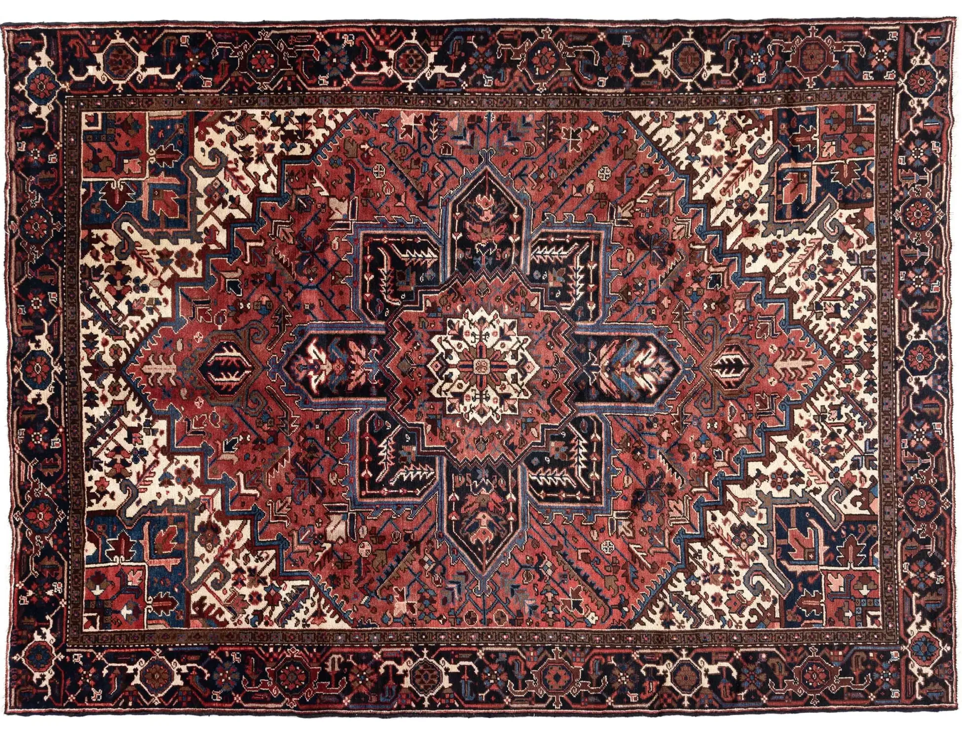 Heriz  <br/>317 x 233 cm