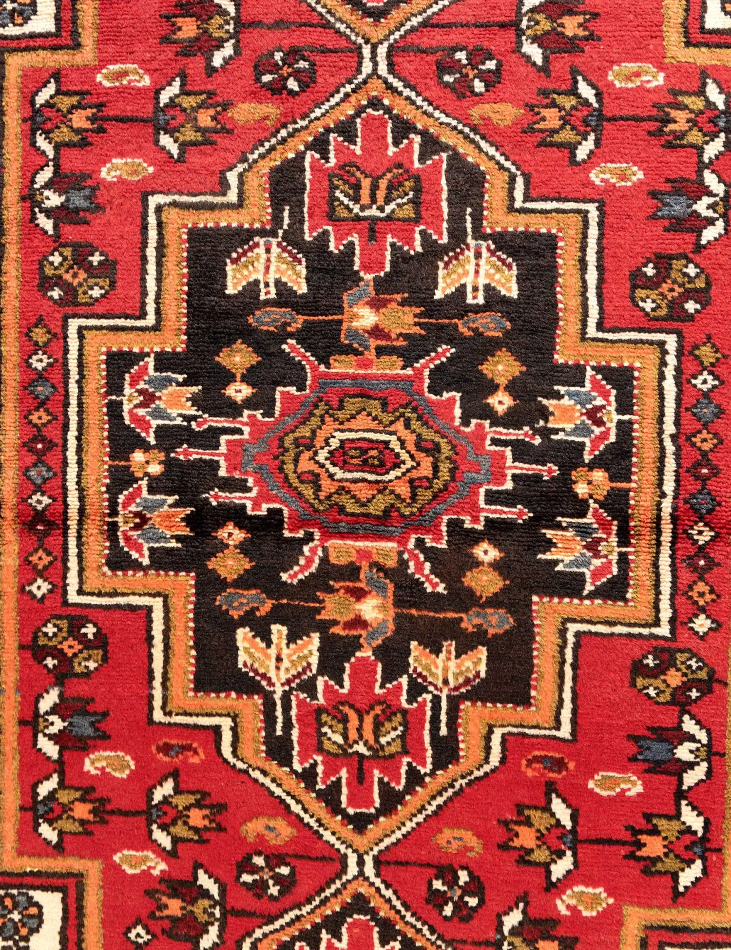 Hamadan  <br/>140 x 104 cm