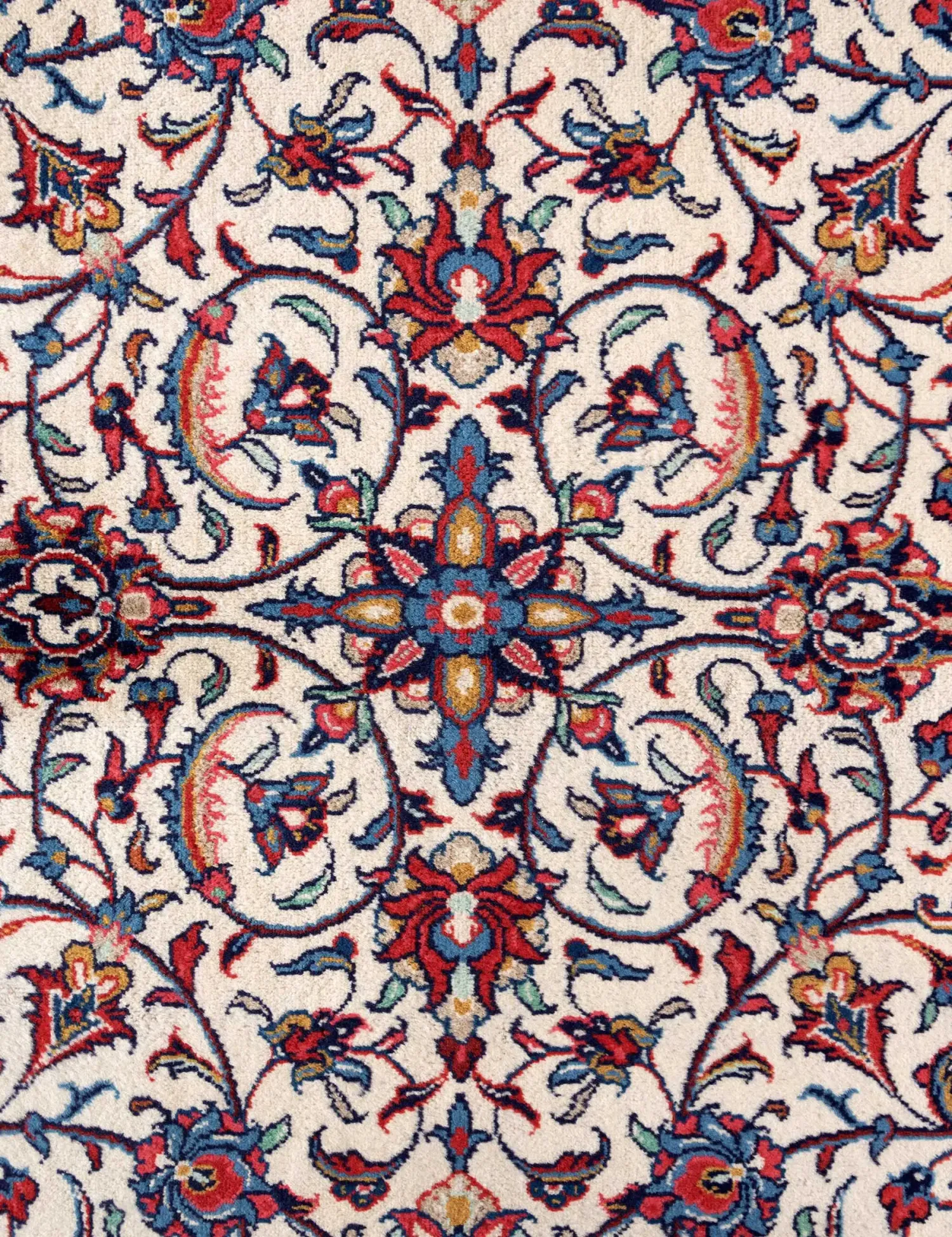 Sarouk Patina  <br/>338 x 243 cm