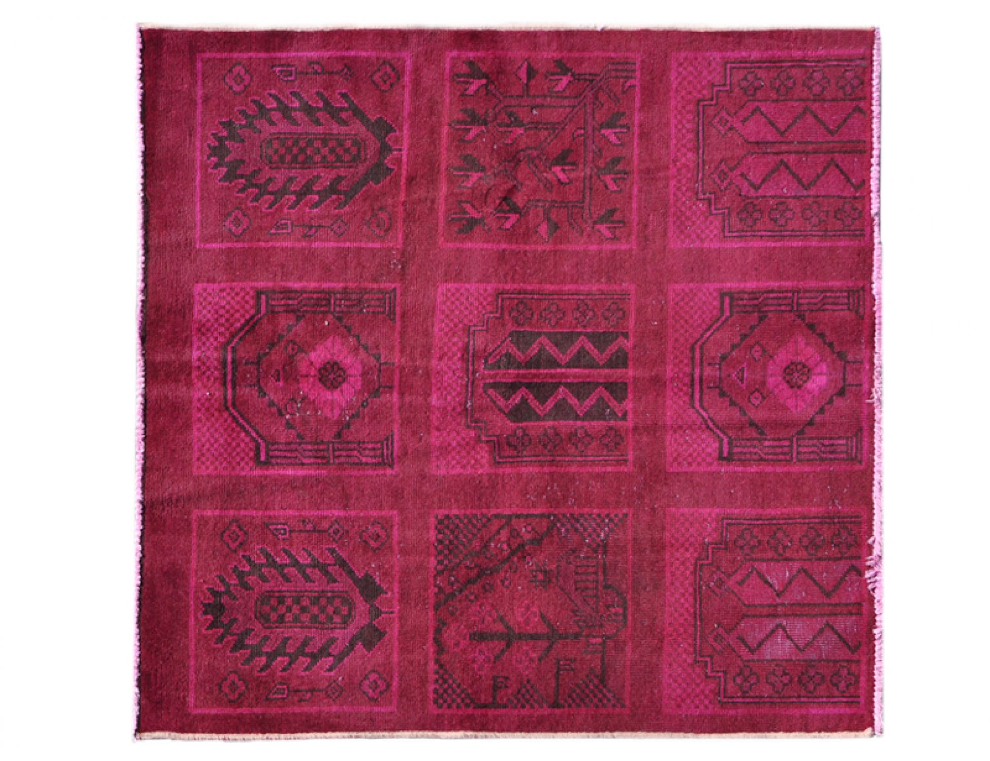 Vintage    <br/>129 x 127 cm