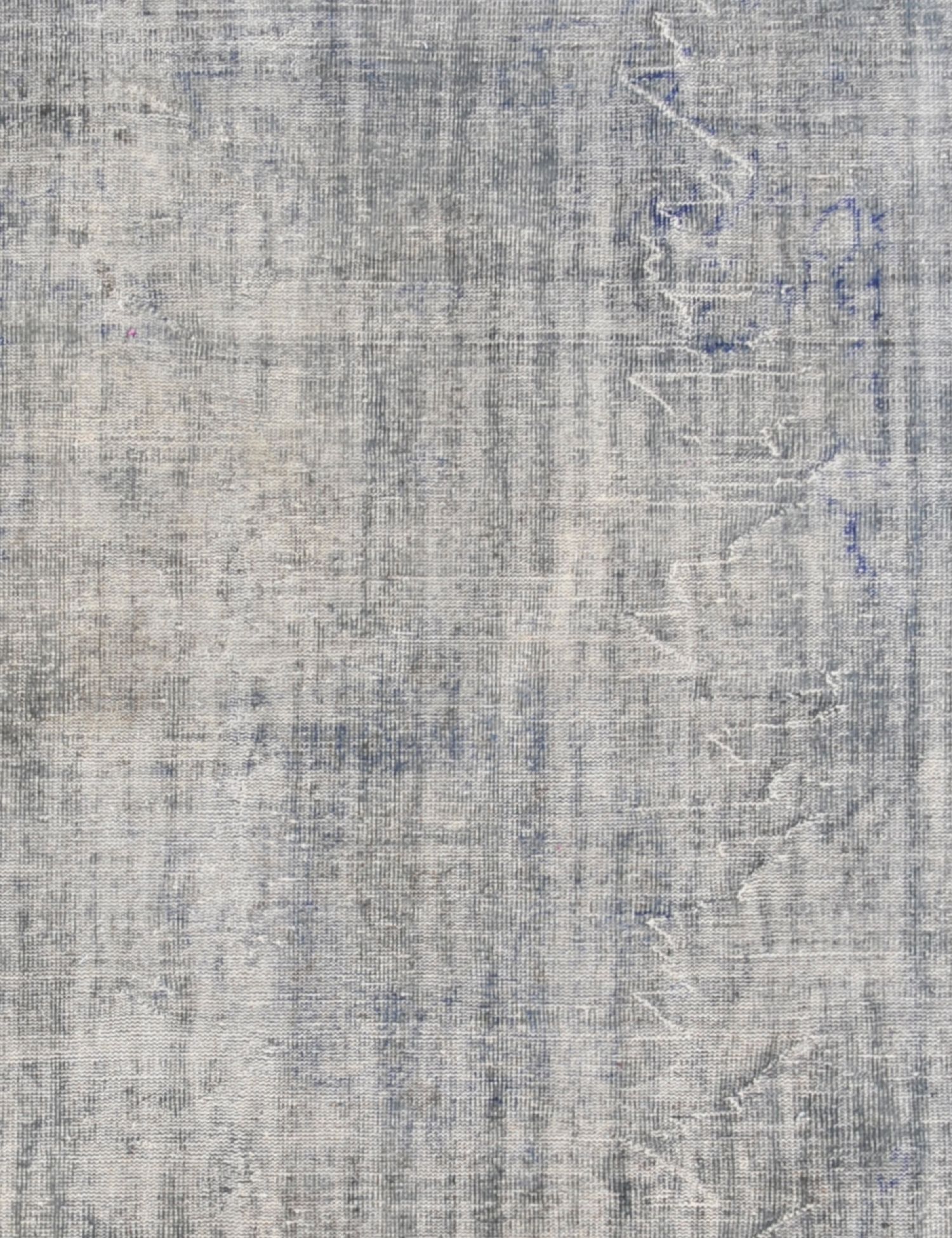 Vintage    <br/>327 x 215 cm