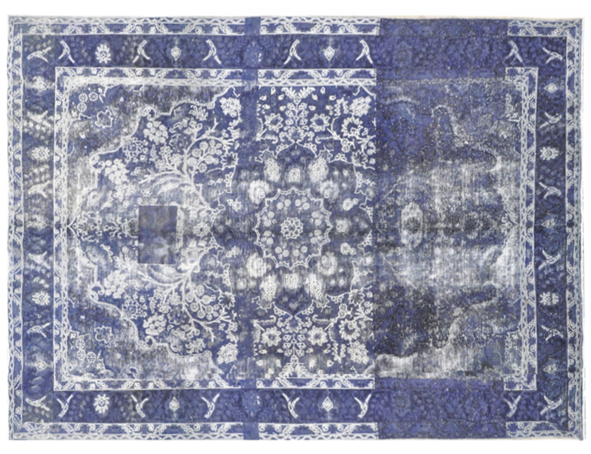 Vintage    <br/>343 x 250 cm